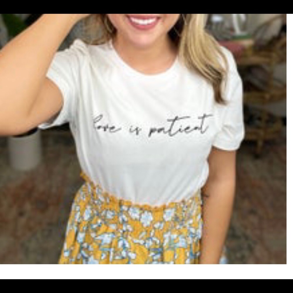 BNWOT Jane and Kate Tee Small